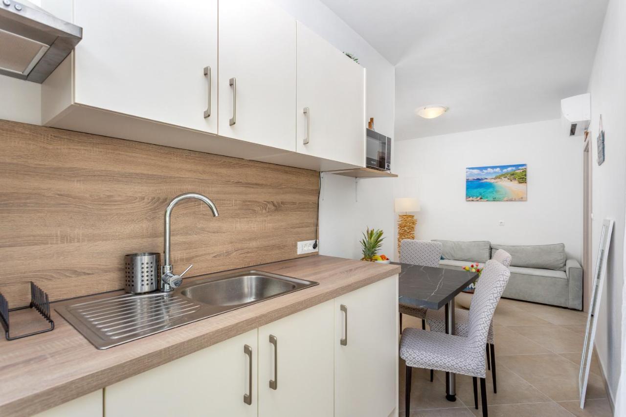 Divine Apartments 巴斯卡 外观 照片